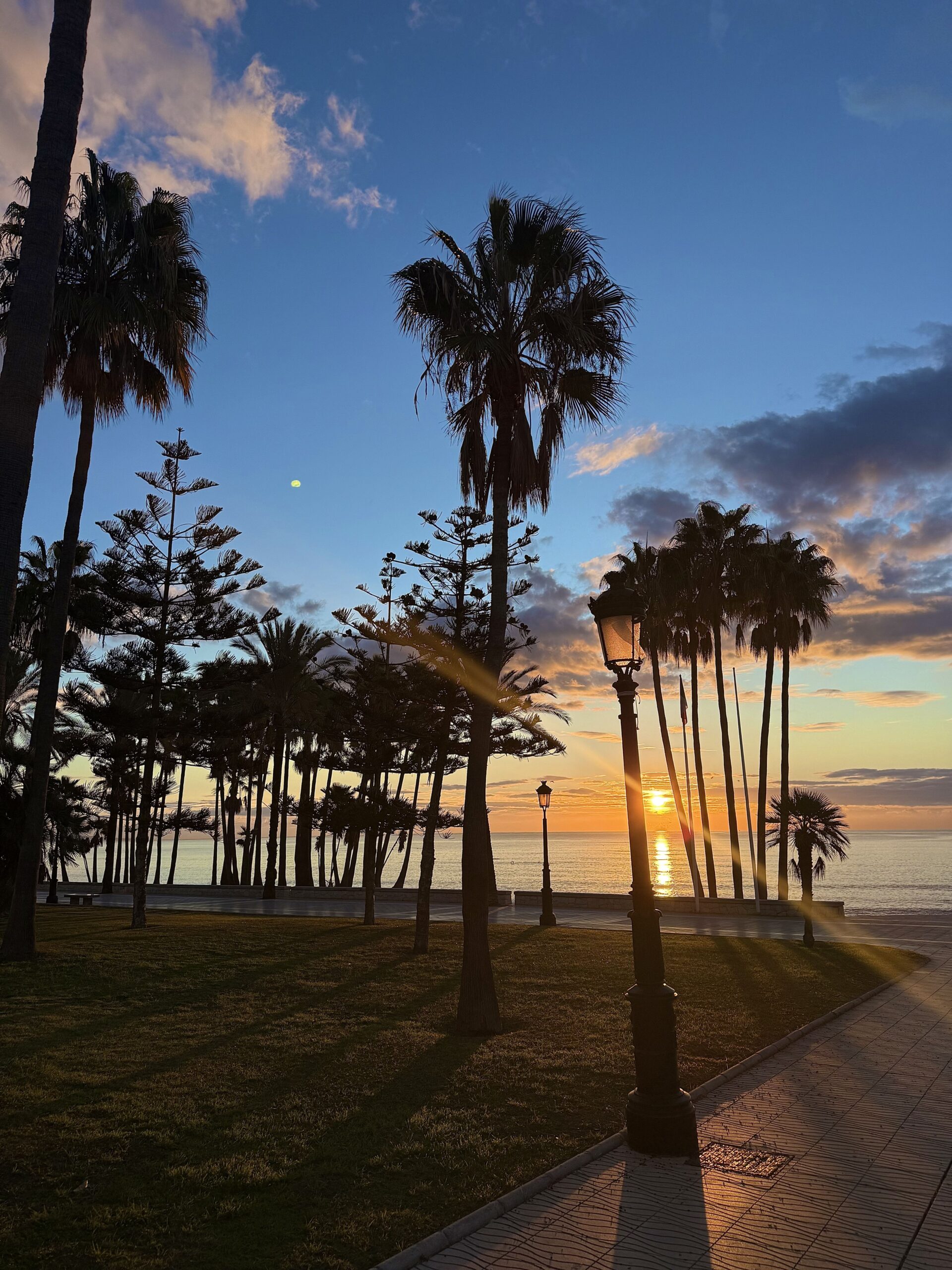 Thinking about buying or selling in Costa del Sol? Let’s have a conversation